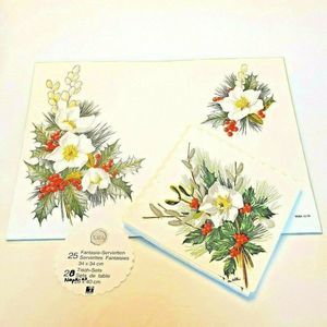 25 Paper Placemats & 20 Napkins Set WIDA 4096 Christmas Holly & Magnolia Swiss